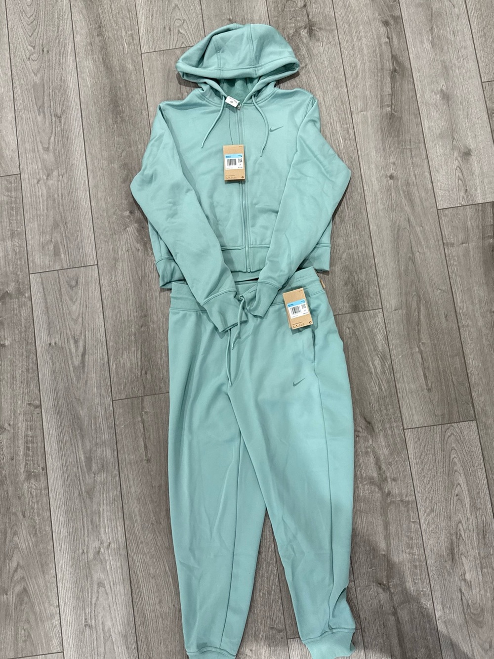 Nike Women Mint Green Zip Hoodie & Jogger Set